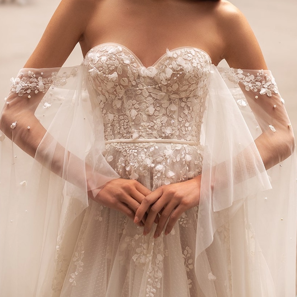 Eva lendel wedding dress
